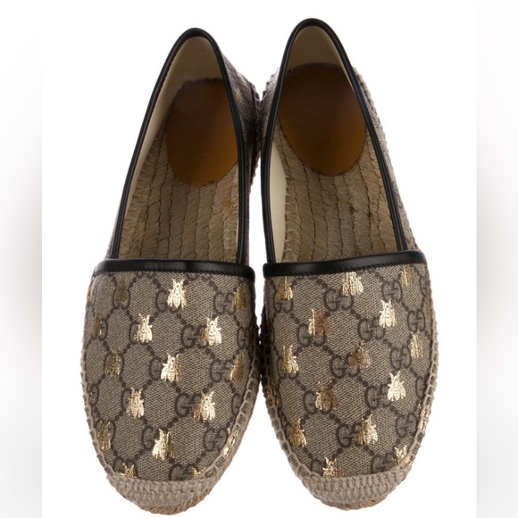 Gucci Flats - Picture 1 of 7